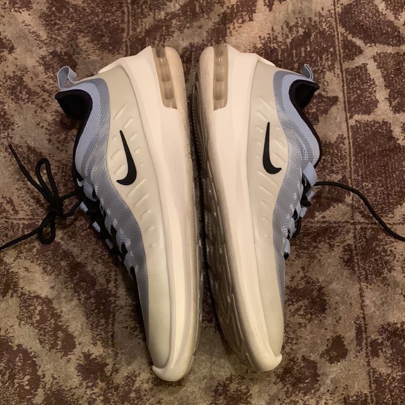 Nike Air Max Axis - Columbia, Navy, White - Size: 9.5 - Picture 5 of 11